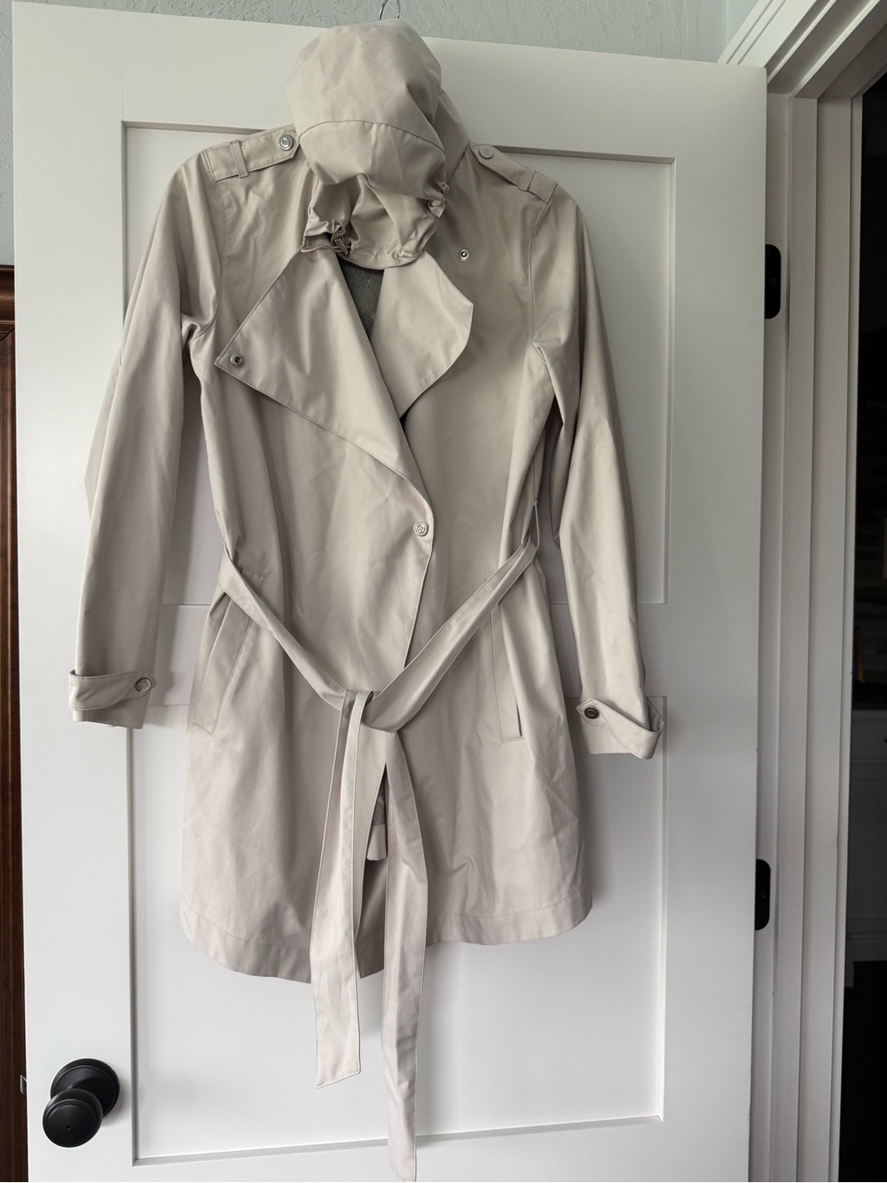 Bernardo Hooded, Belted Trench Coat | Lightweight Beige Rain Jacket | Size MP